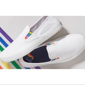 Sperry Captain’s Slip On Pride
